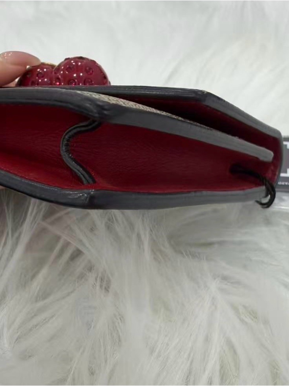 🍒 WOC Gucci Cherries 🍒
PVC Coated Canvas w/ COA
like NEW - Picture 4 of 14